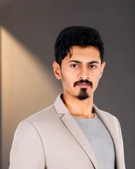 Portrait of Mufassir Ahmed, Co-founder and CEO of Orfloat